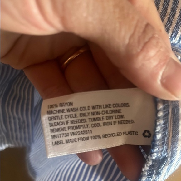 Blue Sleeveless w/ Off the Shoulder Sleeve Button Down Blouse - Picture 5 of 6